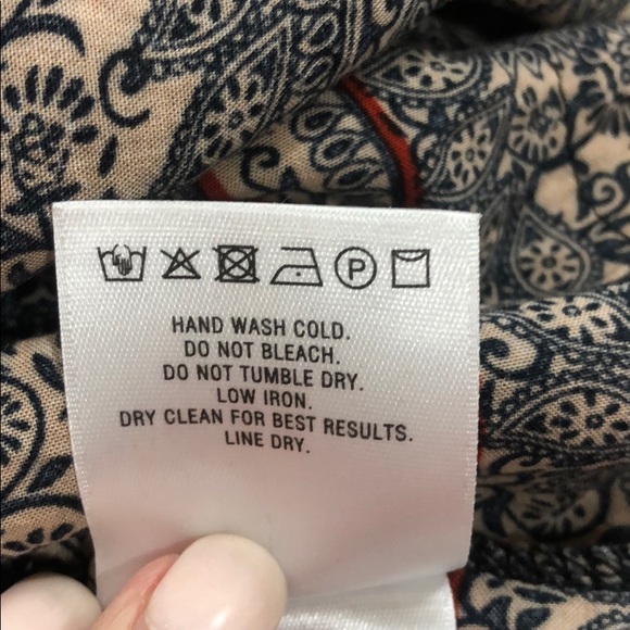 Woman’s top - Picture 5 of 5